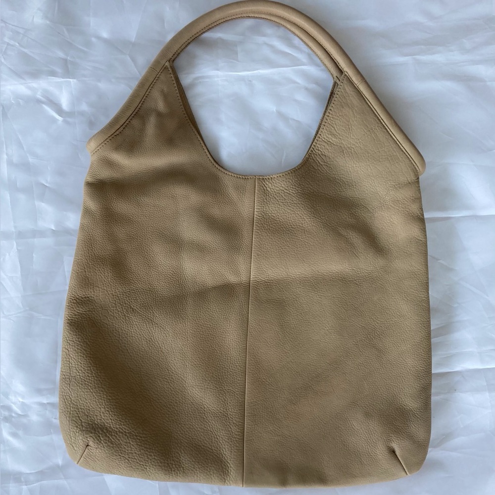 ANTHROPOLOGIE LARGE SOFT LEATHER SLOUCHY ISA BAG IN NEUTRAL BEIGE COLOR LIKE NEW